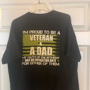 Men’s Veteran Dad Patriotic T-Shirt (XL)